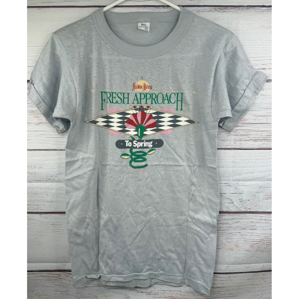 Vintage single stitch Neiman Marcus Fresh‎ Approach To Spring T-Shirt Grey Small